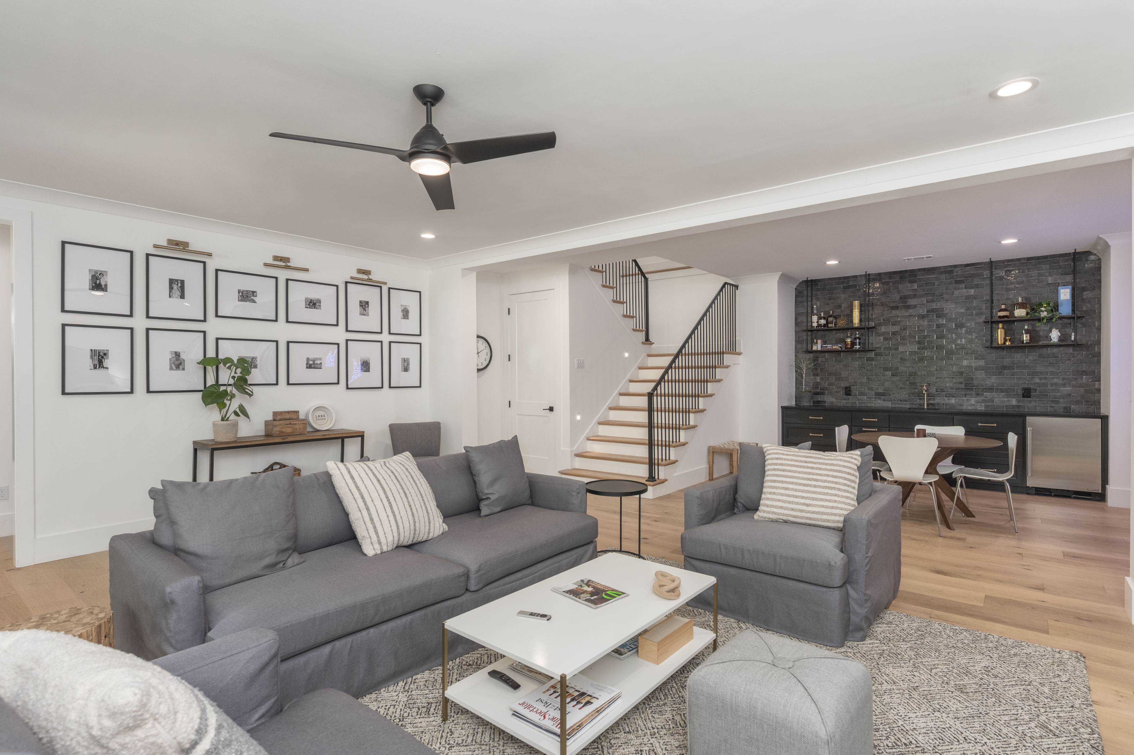 1041 Holt's Ferry image 35